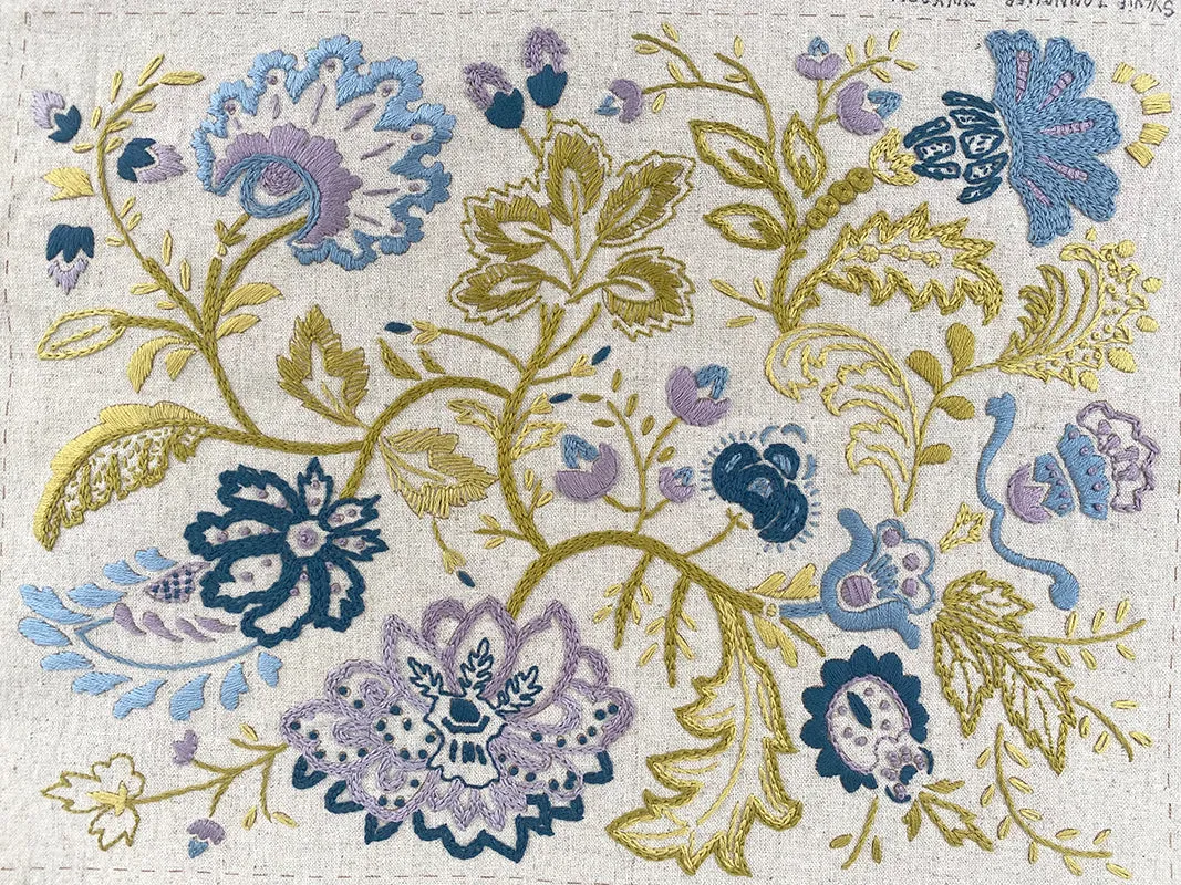 French General Bonheur de Jour sampler broderie lin rouge 4 motifs