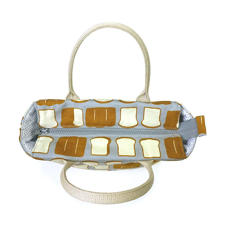 Yoko Saito White Bread kit sac isotherme et pochette