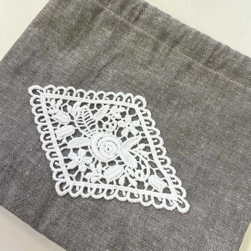 Yoko Saito Mini Drawstring Pouch Rose kit pochon dentelle coton