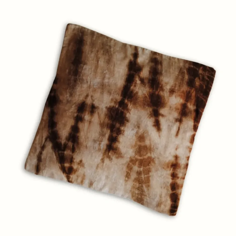 Tribu Indigo shibori coussin déco velours marron 40x40