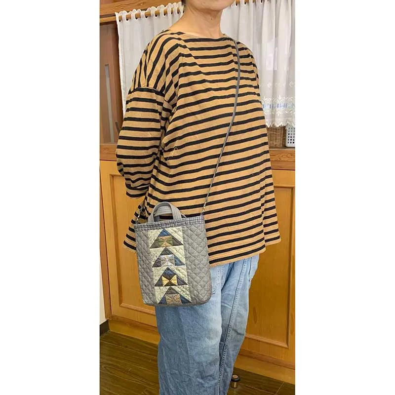 Yoko Saito Triangle Shoulder Bag kit sac triangle 20 cm