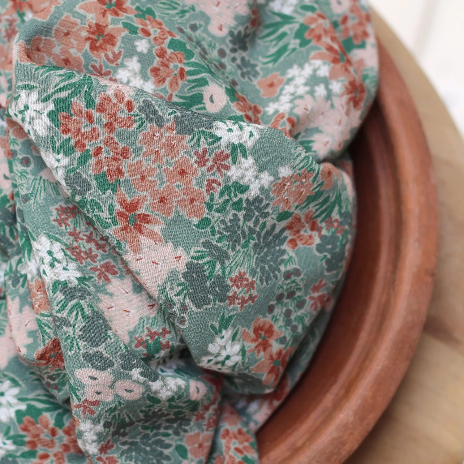 La Maison Naïve tissu crépon viscose Prairie Laurier fleuri