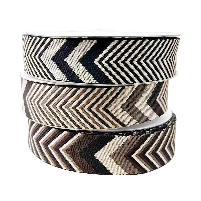 Yoko Saito JTT-P3836 ruban chevrons 38 mm au mètre