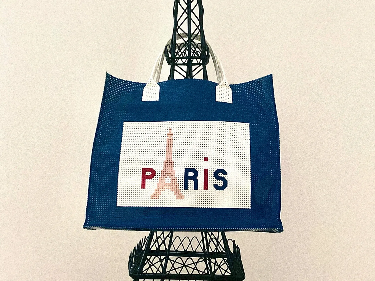 La Croix et La Manière livret Sac Bag Tour Eiffel patron vinyle