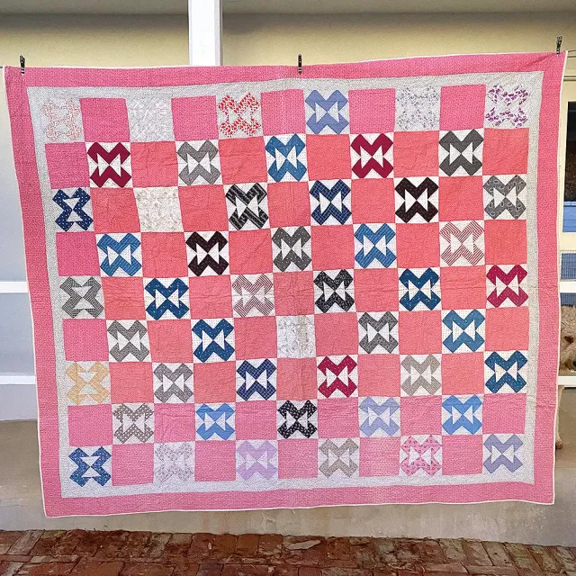 French General X Marks the Spot quilt ancien main 188x213 rose bleu