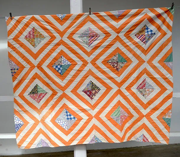 French General Diamonds in the Deep dessus de quilt vintage 1940