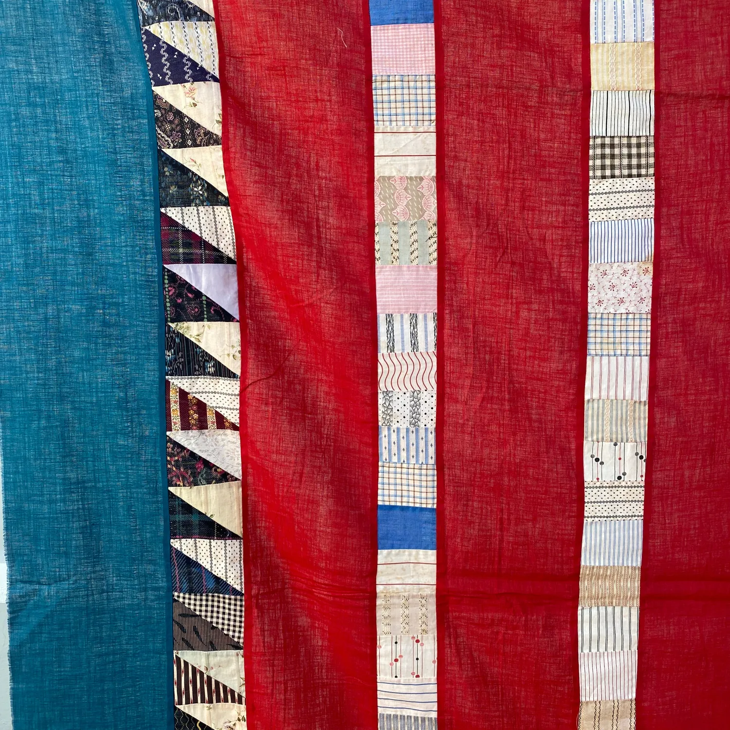 French General Strippy Bars top quilt ancien rouge 178x198 cm