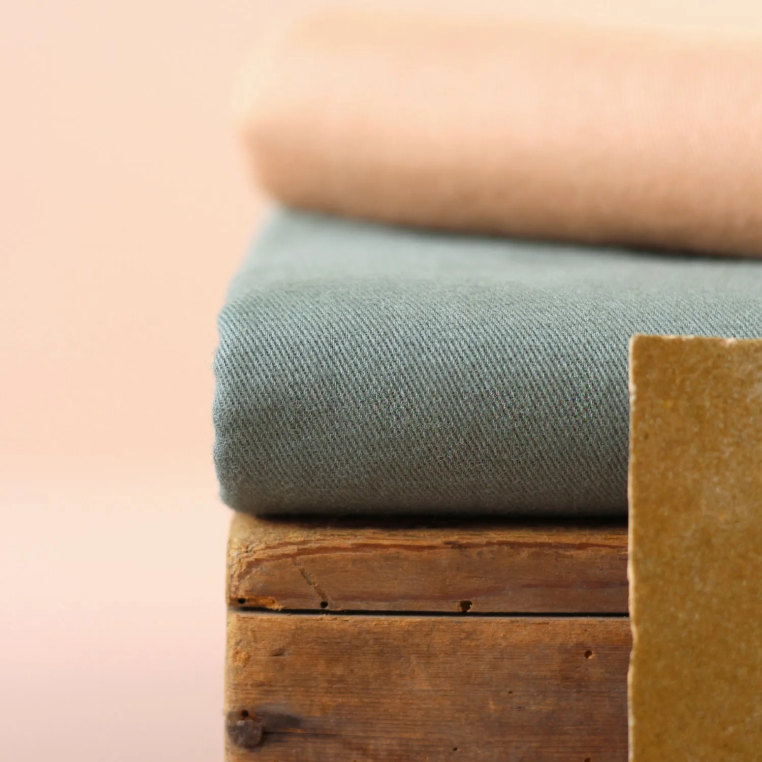 La Maison Naïve Laurier tissu gabardine coton au mètre
