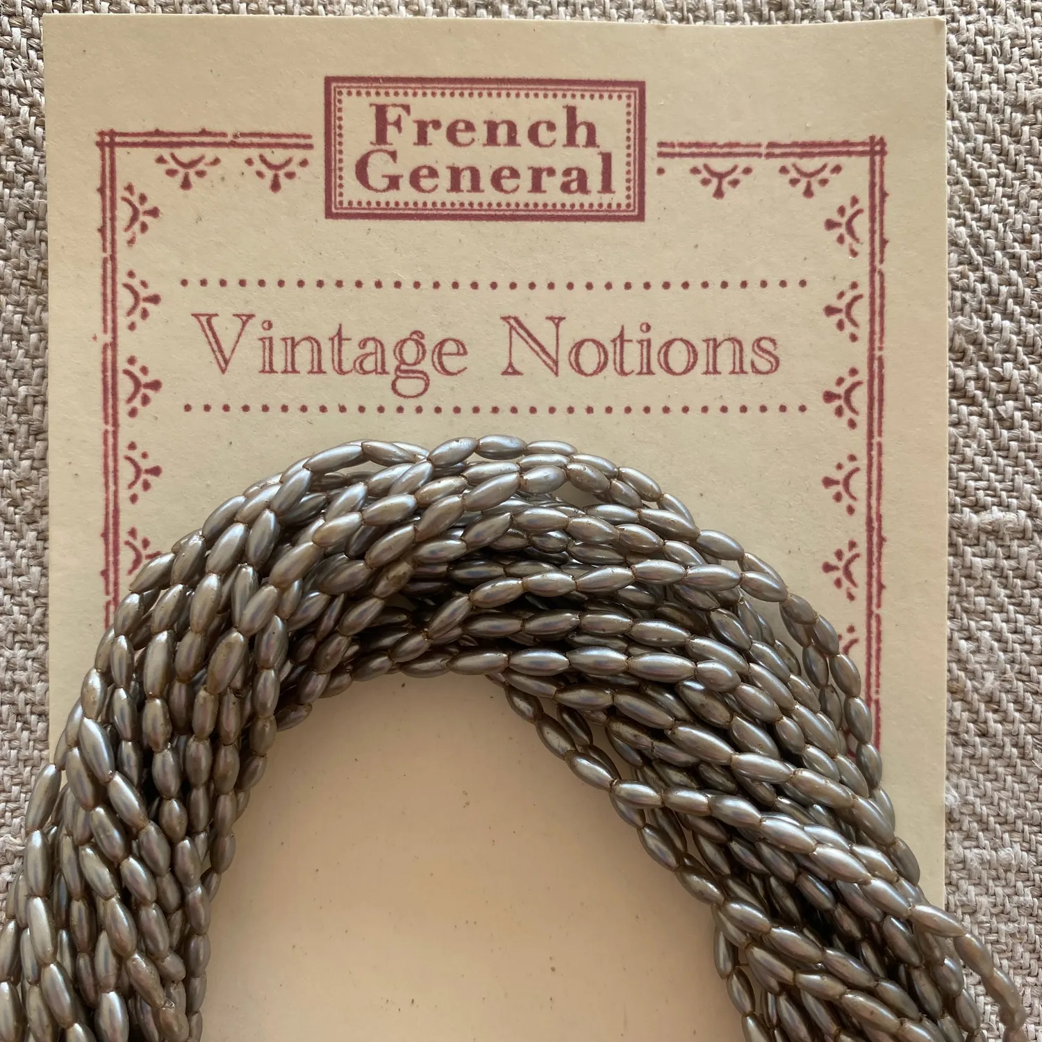 French General perles verre nacré ovale 2x4 mm 6 brins