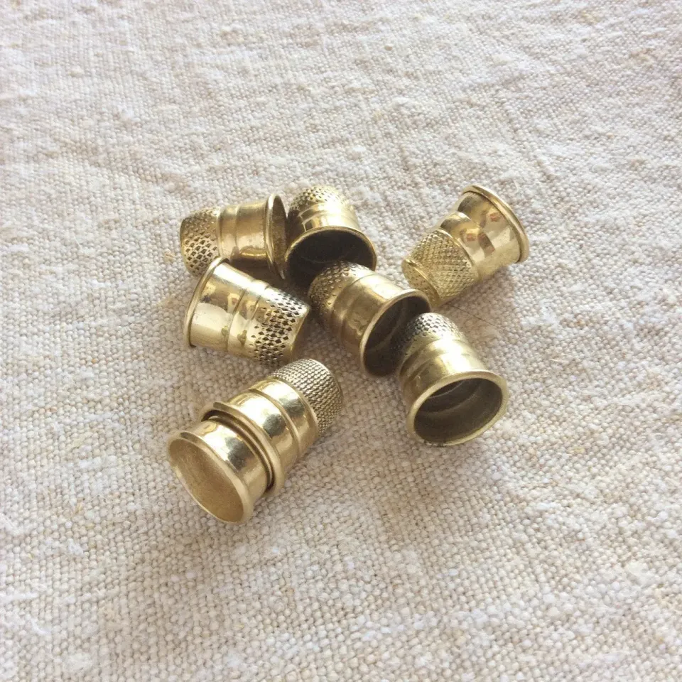 French General Brass Thimble dé à coudre laiton fait main