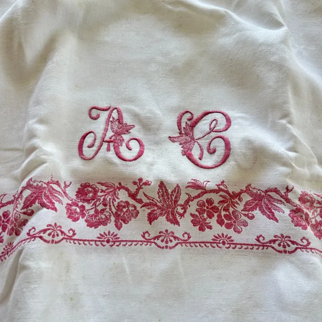 French General nappe damassée ancienne coton monogramme AC