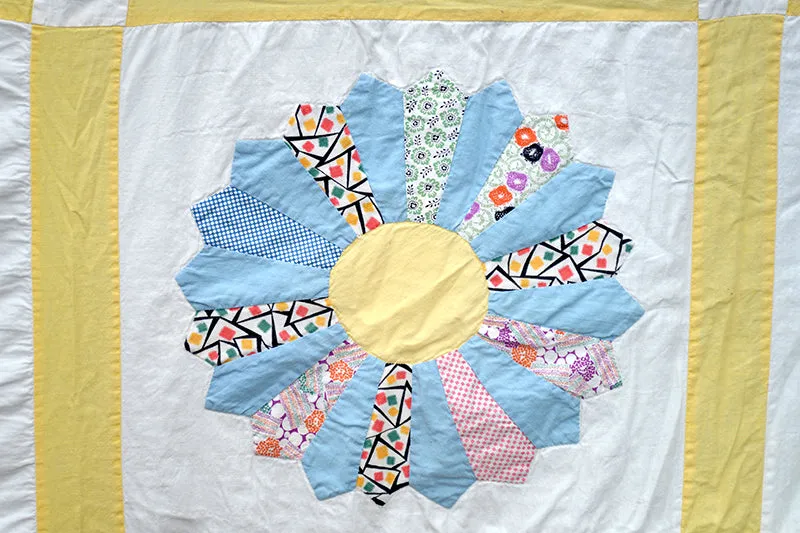 French General Vintage Dresden Plate Quilt Top dessus de quilt bleu
