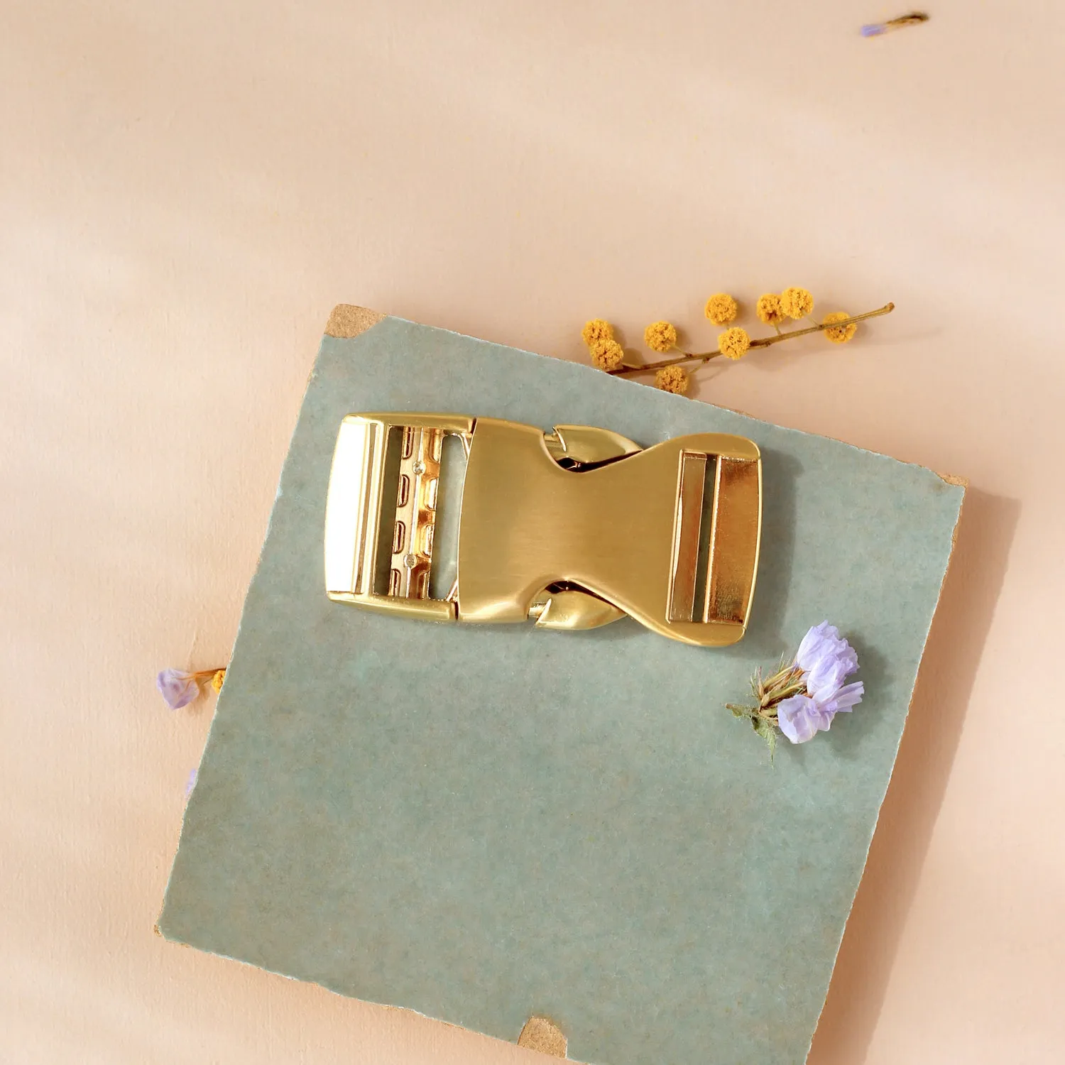 La Maison Naïve Boucle Clip 25 mm accessoire sac doré fermeture