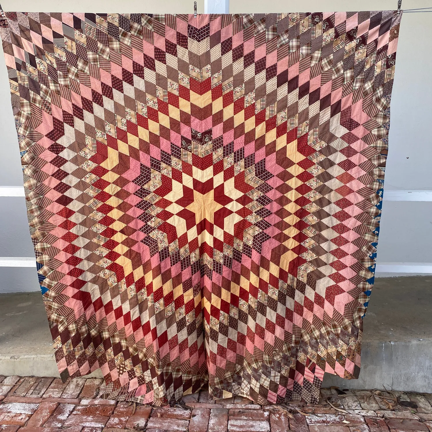 French General Radiating Star dessus quilt ancien 190x218 cm