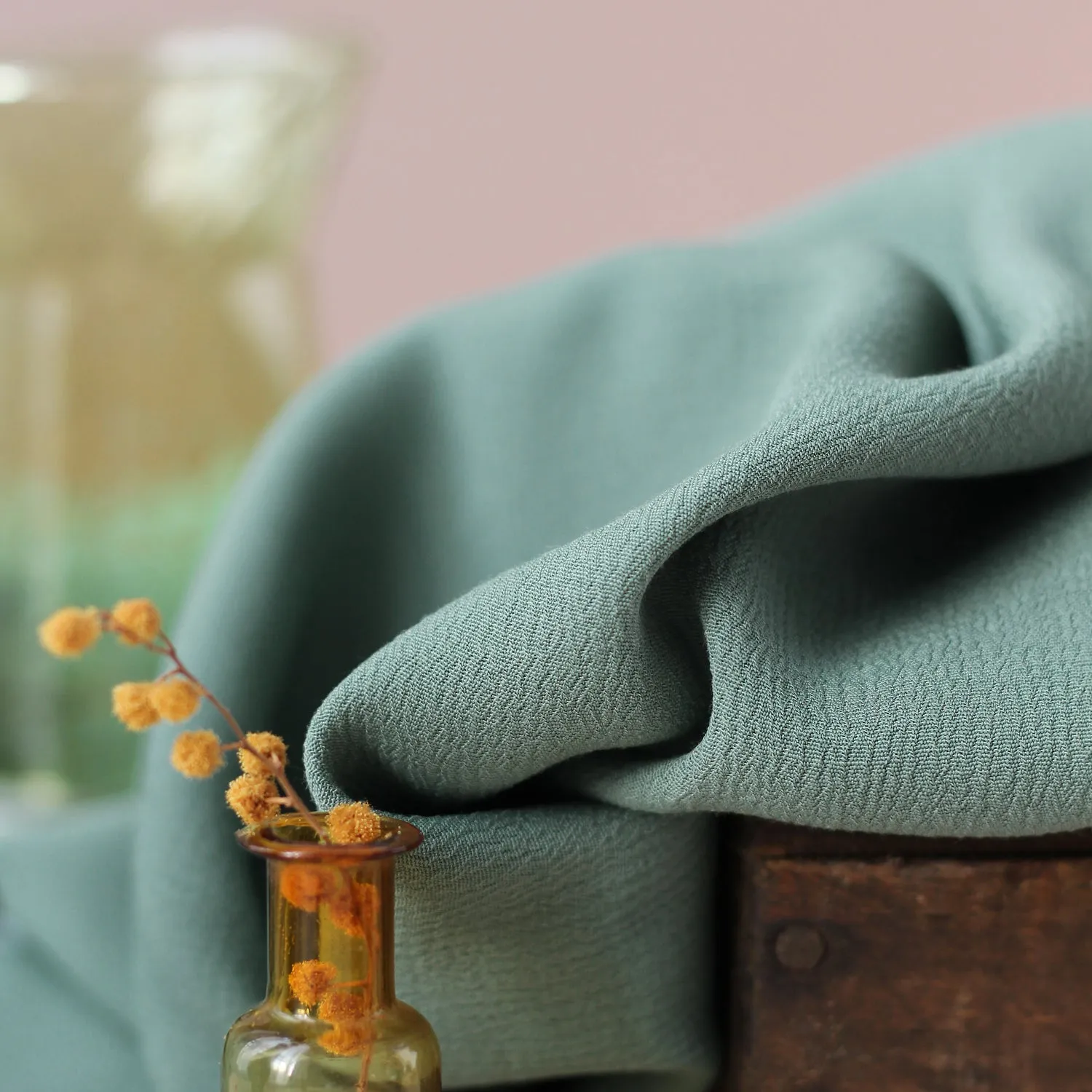 La Maison Naïve Crêpe Marocain tissu viscose laurier au mètre
