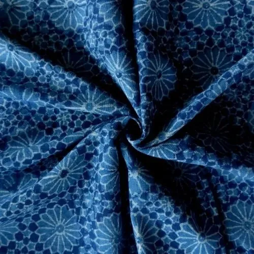 Tribu Indigo rosace bleu tissu coton bio 115g au mètre