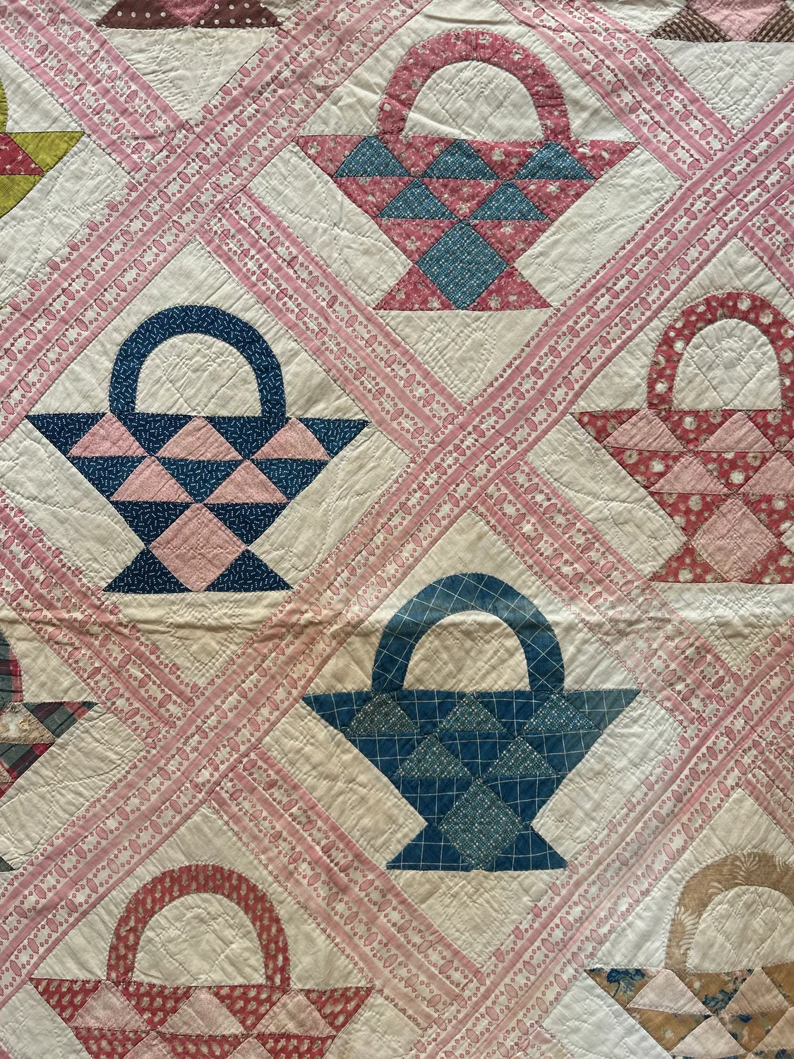 French General quilt panier ancien signé 208x218 cm