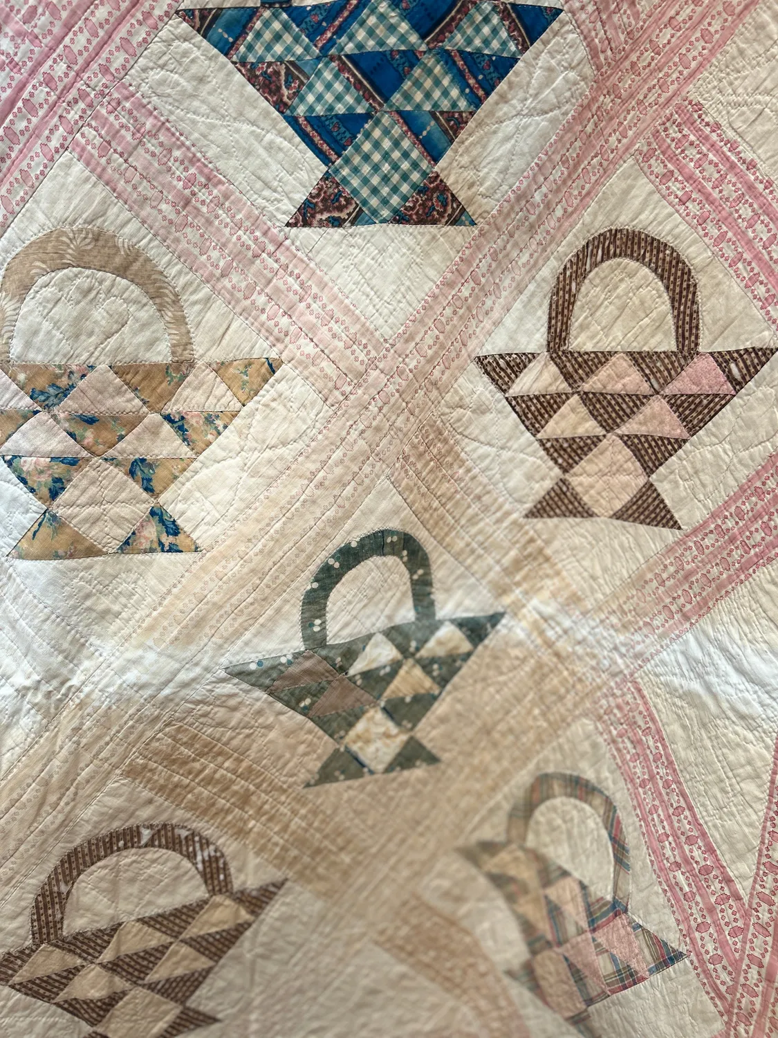 French General quilt panier ancien signé 208x218 cm