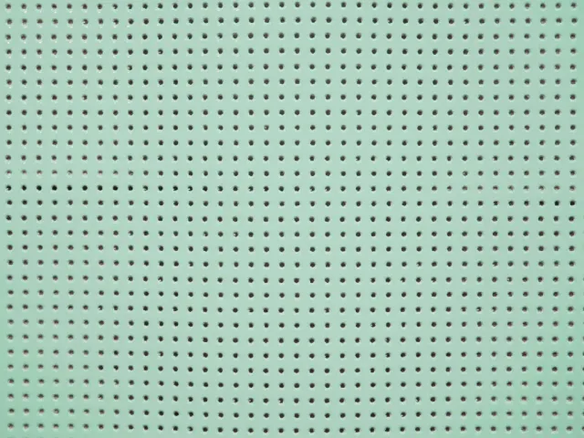 La Croix et La Manière Vinyle Laqué Perforé Ciel coupon 25x45 cm