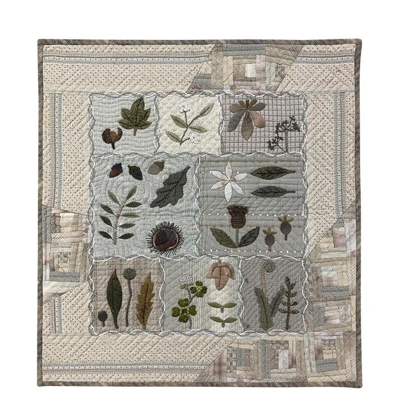Yoko Saito Flower Motif Mini Tapestry patron patchwork appliqué