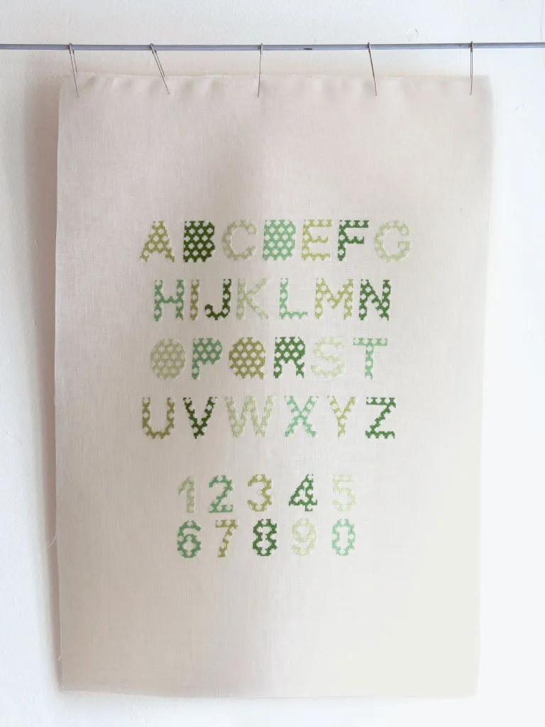 La Croix et La Manière ABC textiles Trompe-l'œil livre point de croix