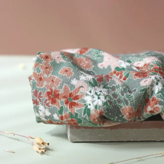 La Maison Naïve tissu crépon viscose Prairie Laurier fleuri