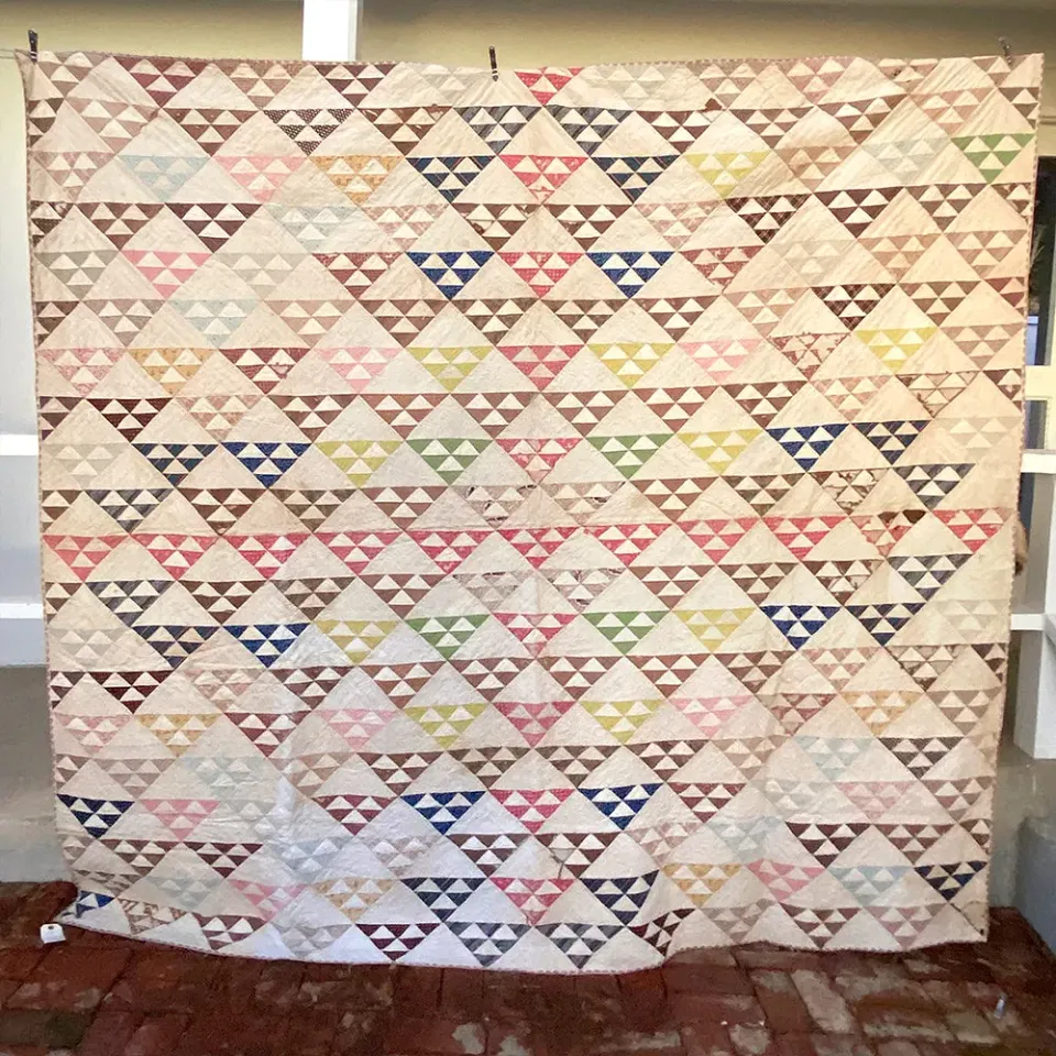 French General Flying Geese quilt ancien main 244x218 cm