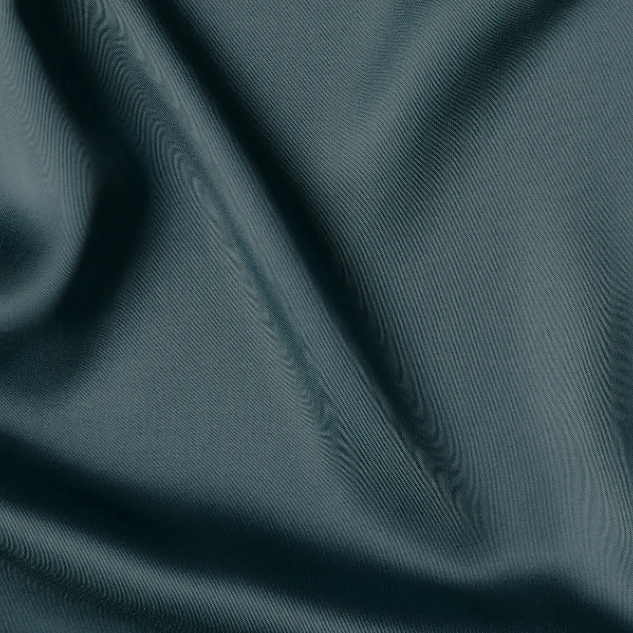 La Maison Naïve Satin Viscose Paon coupon tissu 145 cm