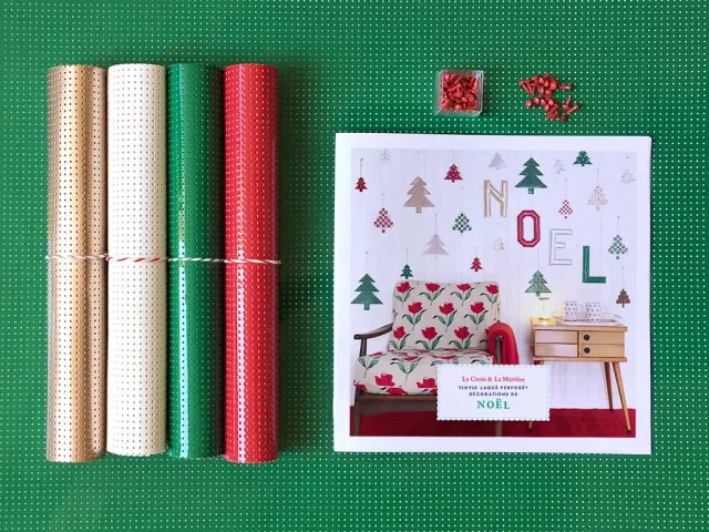 La Croix et La Manière Box Noël vinyle perforé rouge vert