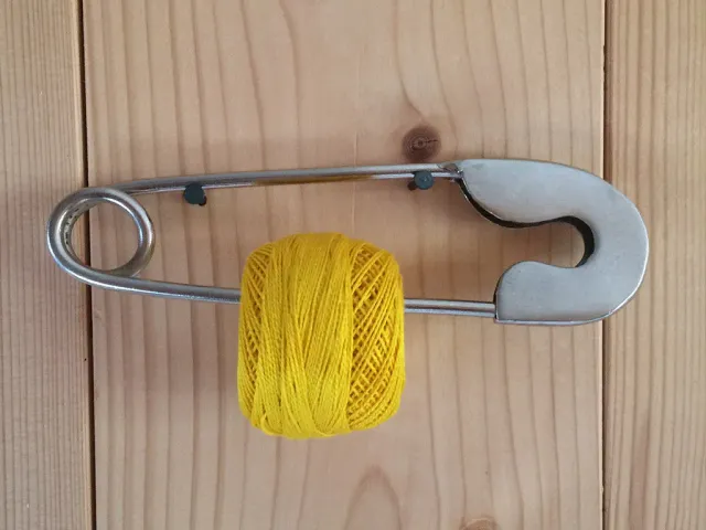 La Croix et La Manière coton perlé n°8 jaune nº444 80 m