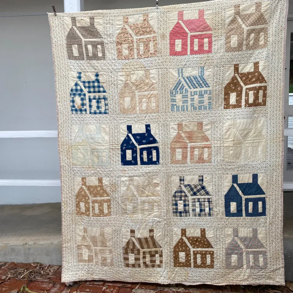 French General Antique House quilt ancien à découper 66x85