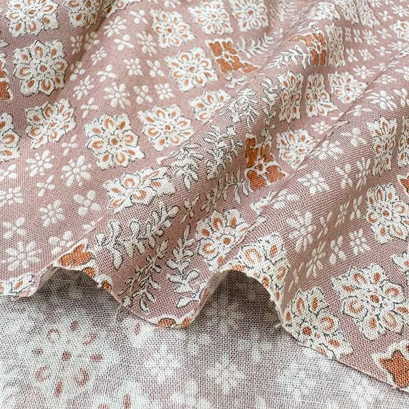 Yoko Saito 2026-05-A03 tissu coton au mètre rose carreaux