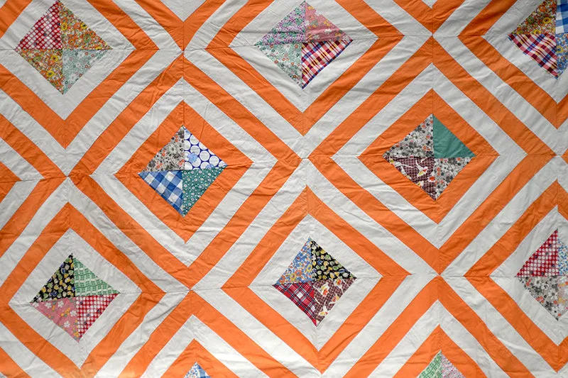 French General Diamonds in the Deep dessus de quilt vintage 1940