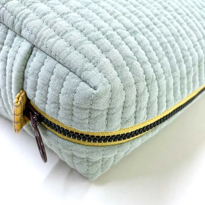 Yoko Saito Nubi kit pochette voyage matelassée