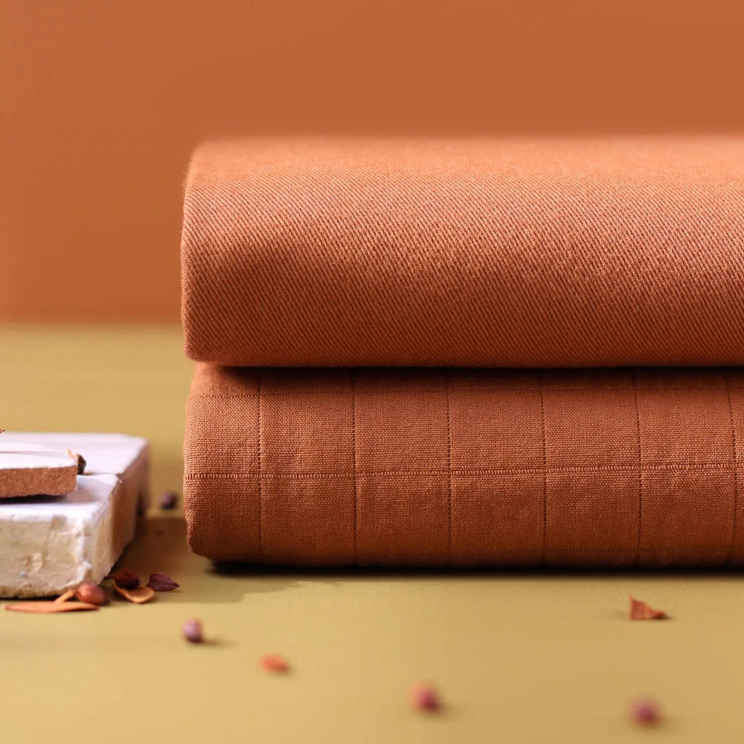 La Maison Naïve gabardine twill légère cannelle tissu coton
