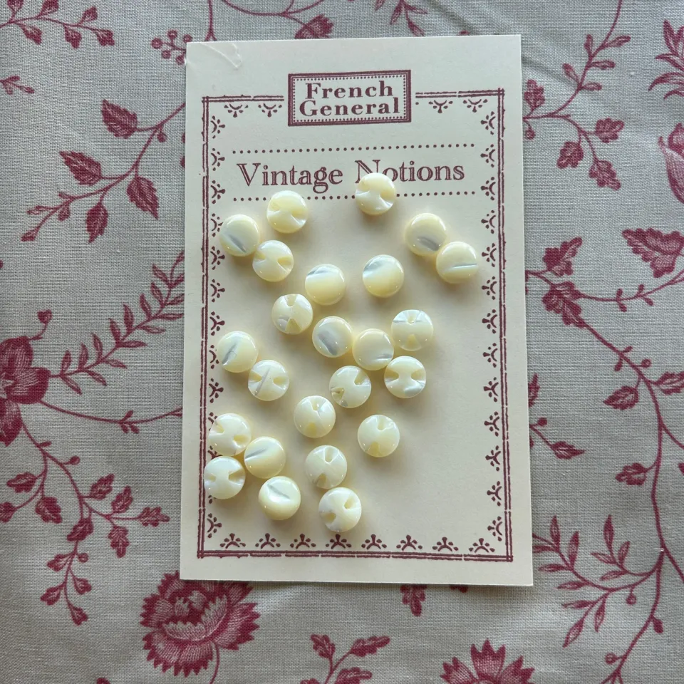 French General boutons nacre vintage 10mm sachet de 24