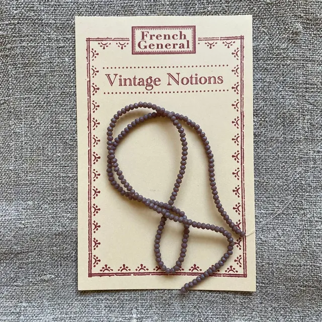 French General perles verre mauve 2-3mm échevette 200 perles