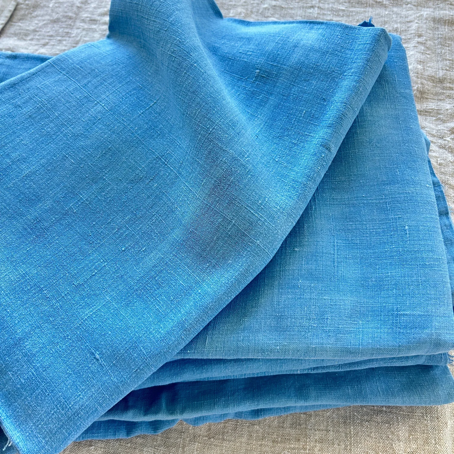 French General Woad Dyed Antique Linen lin ancien bleu guède