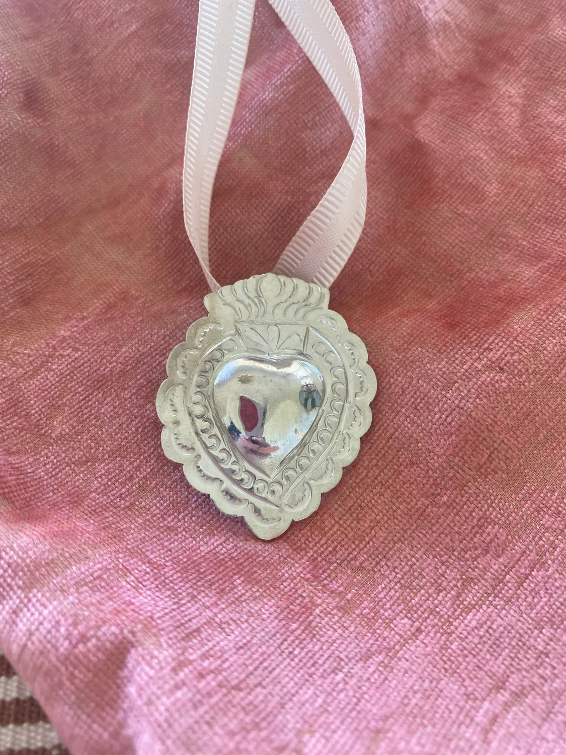 French General Alpaca Corazón pendentif coeur sacré large n°8