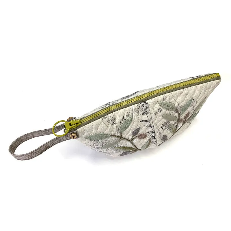 Yoko Saito Applique Pouch kit pochette brodée fermée
