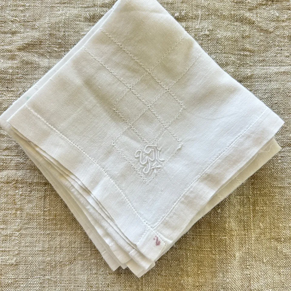 French General YM Monogram mouchoirs lin ancien lot de 2 beige