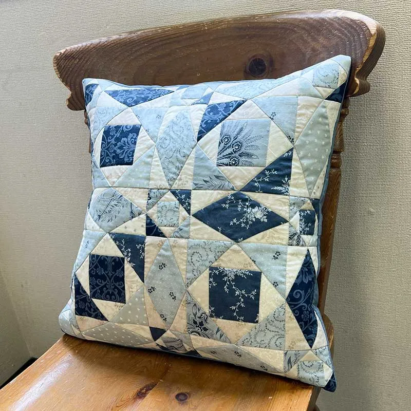 Yoko Saito Storm at Sea kit housse coussin 42x42cm