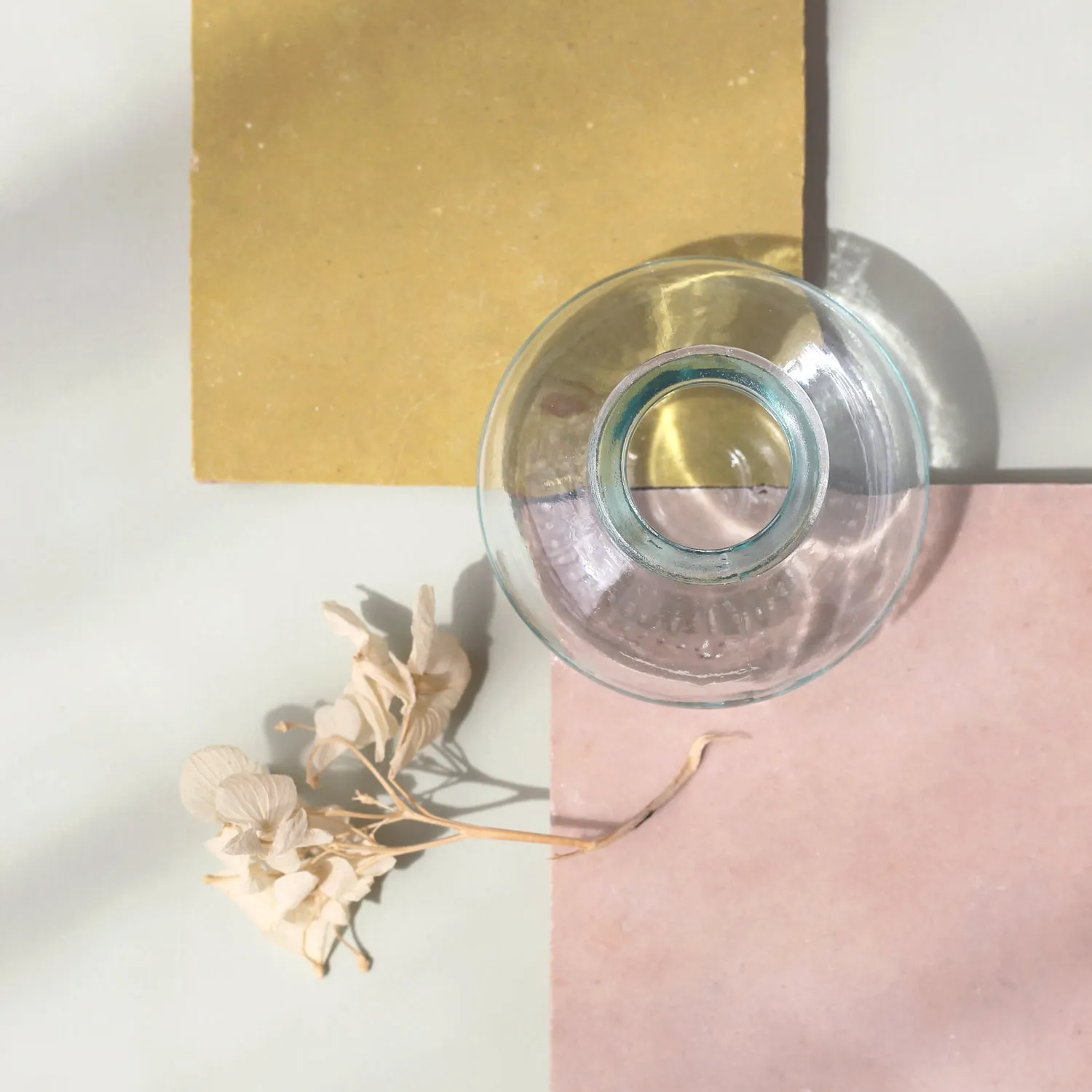 La Maison Naïve Mini Fiole vase verre recyclé vert d'eau à l'unité