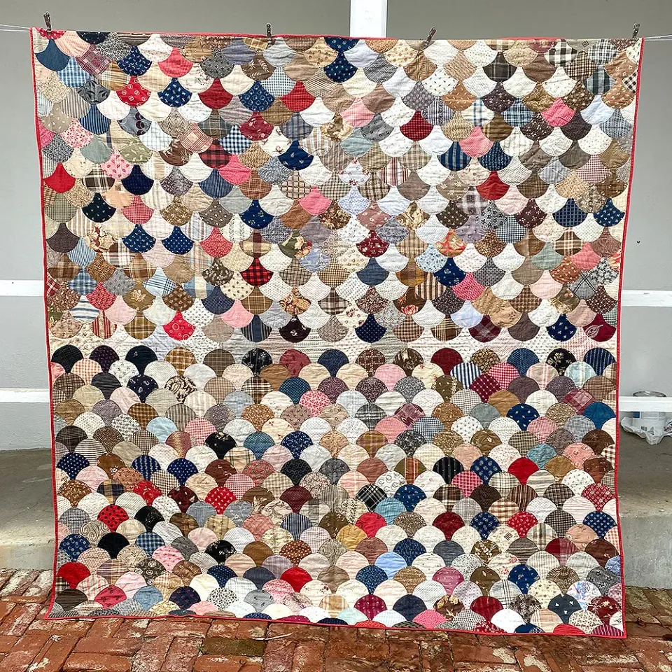 French General Early Clamshell quilt ancien écailles XIXe