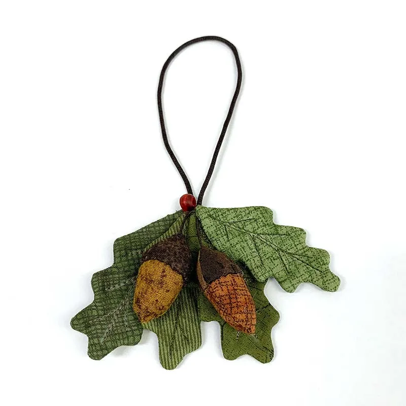 Yoko Saito Acorn kit couture breloques glands automne