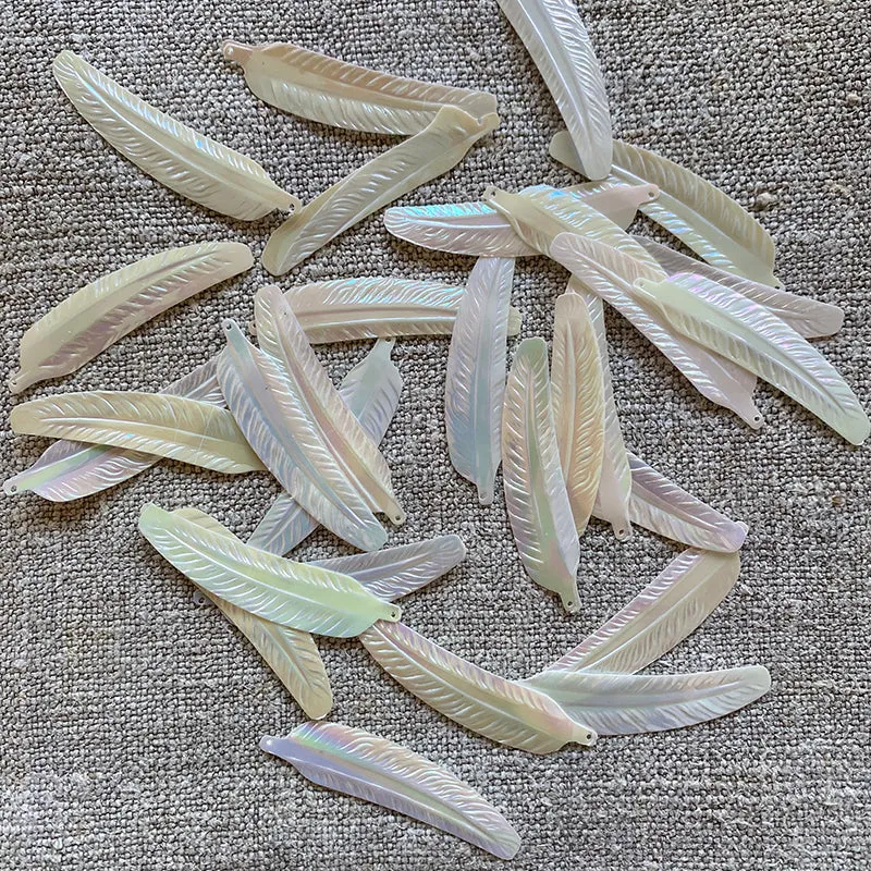 French General Feather sequins plumes irisées 10x42 mm