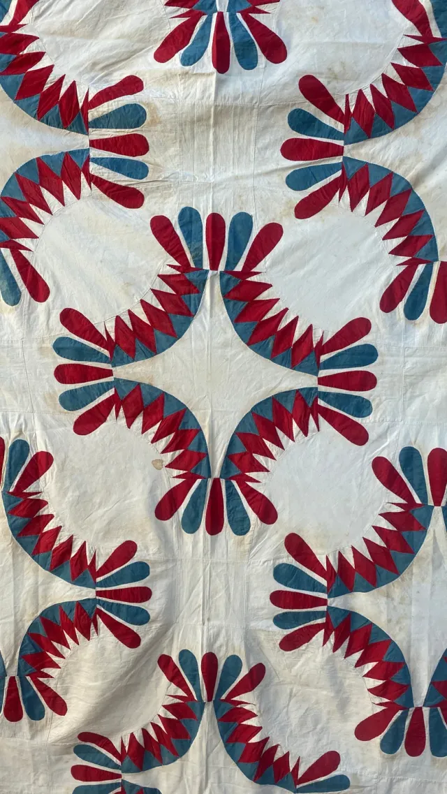 French General Red and Blue dessus de quilt ancien rouge bleu