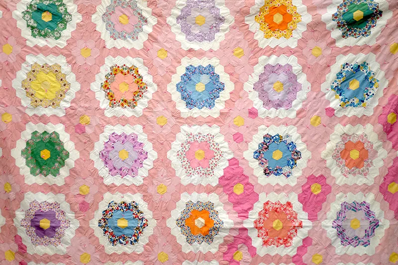 French General Grandmother's Garden quilt ancien 73x82 fleuri