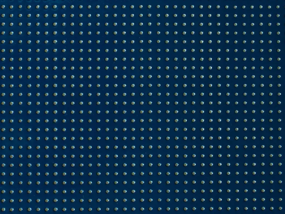 La Croix et La Manière Vinyle Laqué Perforé vinyle bleu océan 25x45