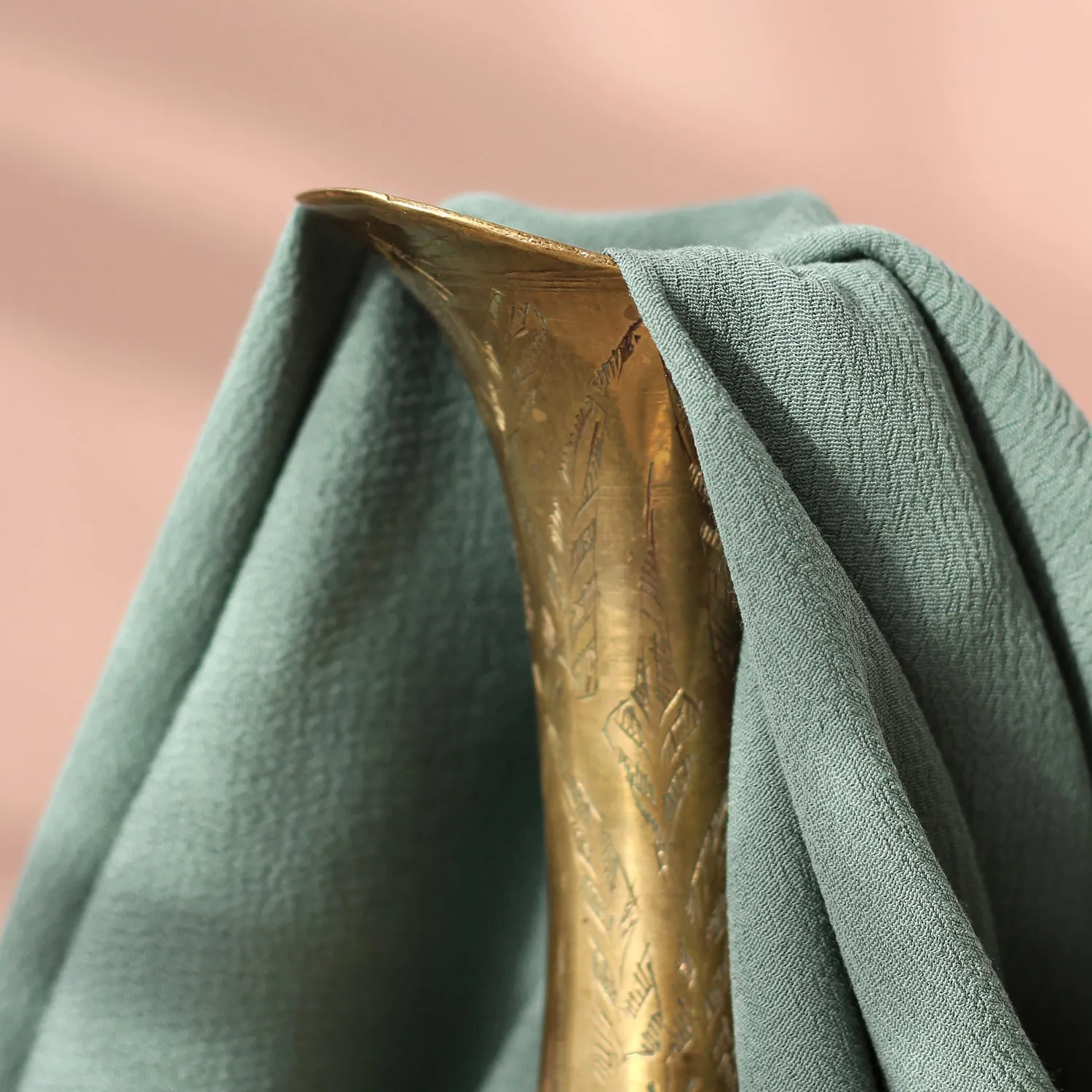La Maison Naïve Crêpe Marocain tissu viscose laurier au mètre